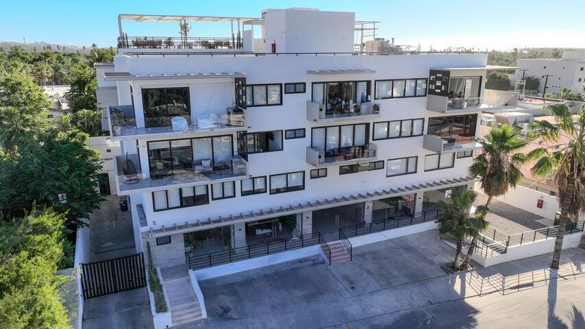 Los Cabos Sjd D/Town:General The suite comes fully furnished.Great rental income.MOTIVATED SALLER.HOA's are monthly and in Pesos.For showings we need 24-48hrs notice.Thank you! – 121 Miguel Hidalgo, San Jose del Cabo, BS