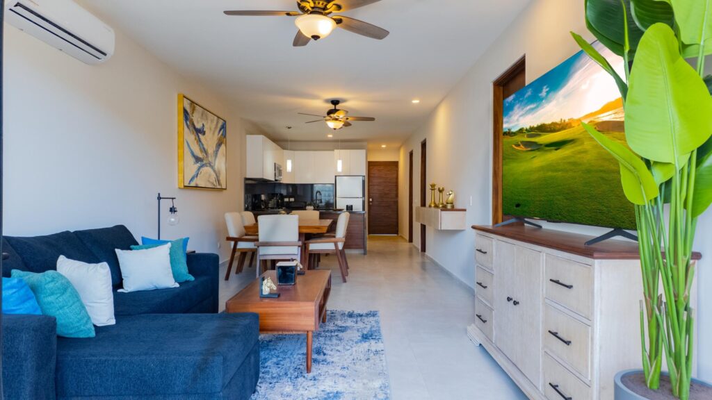 Los Cabos Breeze Of Cabo Discover the charm of Ground Floor Unit #101 at Breeze of Cabo, located in the sought-after Sunset area of Cabo San Lucas.This modern 2-bedroom, 2-bathroom condo features a spacious 20 m² private patio — perfect for enjoying the warm weather and outdoor living. With a total area of 105 m², the unit includes underground parking and access to a shared rooftop with a swimming pool and panoramic ocean – Breeze of Cabo #101, Cabo San Lucas, Cabo San Lucas, BS