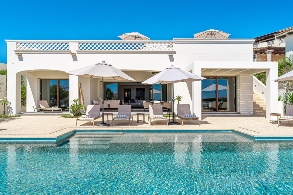 Los Cabos El Tule-Inland:General SAVVY INVESTOR'S DREAM -- BUILT WITH EXCEPTIONAL QUALITY & LIMITLESS POTENTIAL. A rare turnkey development opportunity distinguished by elite construction standards - a level of quality seldom found in Los Cabos. Offered as a complete 10-unit boutique project, it includes two fully finished, luxury turnkey residences showcasing the superior craftsmanship, premium materials, and structural durability that define this development. The remaining eight units are structurally prepared and ready to be completed according to the existing design or customized to match the buyer's vision. Blueprints are in early conceptual stage and can be modified to create a variety of high-value concepts, such as: Boutique hotel, Luxury branded residences, Wellness or medical retreat, Corporate retreat or co-living concept, Exclusive rental community.Located in the high-demand Corridor between Cabo San Lucas and San José del Cabo, the project benefits from exceptional visibility, strong rental demand, and – Casa Savoy, Block 1, Lot 113, San Jose del Cabo, BS
