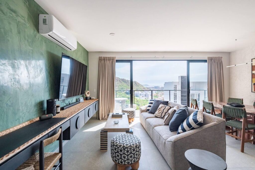 Los Cabos Lunaterra Ii Discover elevated living in this exquisitely styled 2-bedroom condo in Cabo's prime Downtown Sunset area—steps from the marina, dining, and nightlife, yet tucked away for peace and privacy. Enjoy panoramic – Condo Lunaterra, Cabo San Lucas, Cabo San Lucas, BS