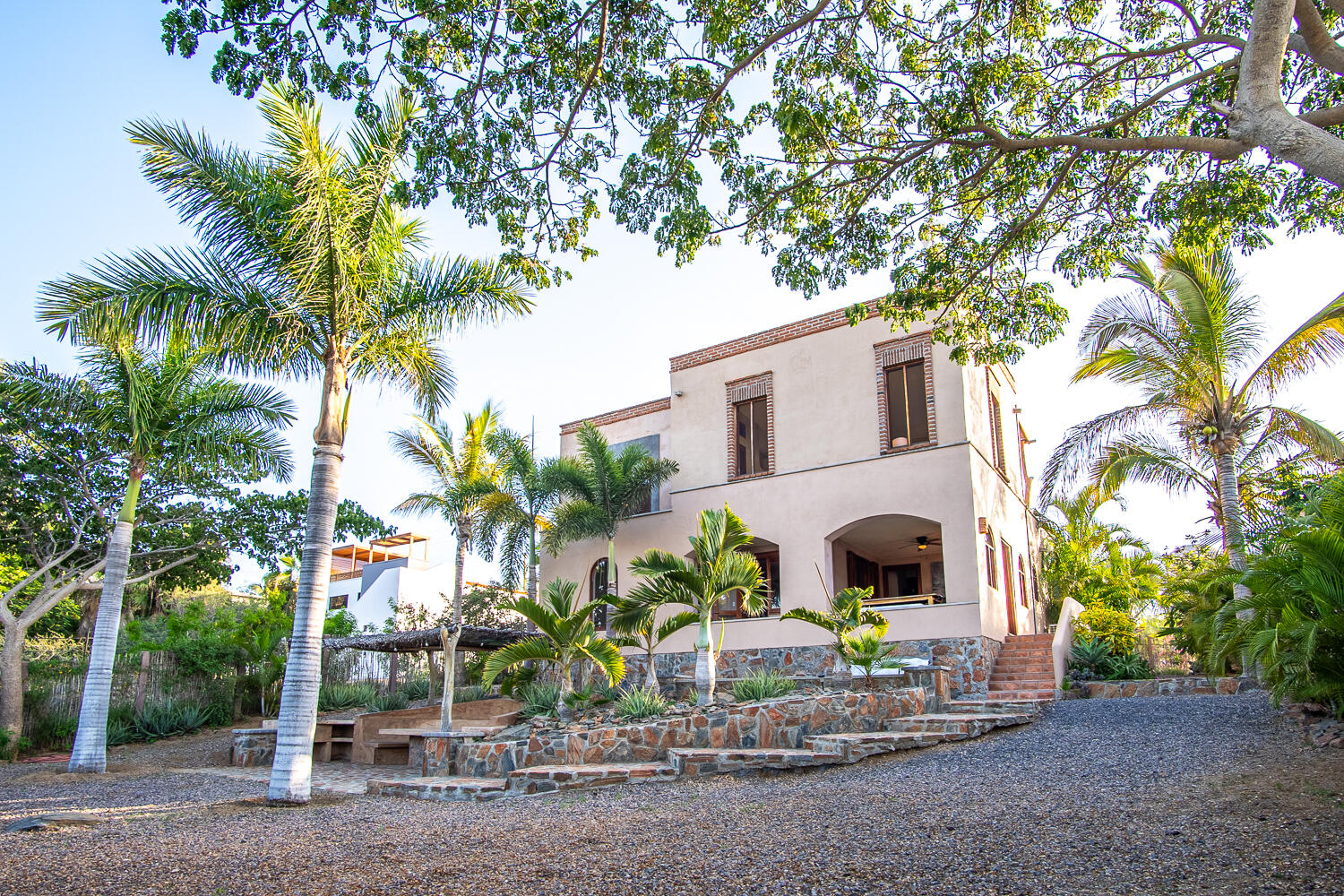 OFFERING OWNER FINANCING, Pacific, BS