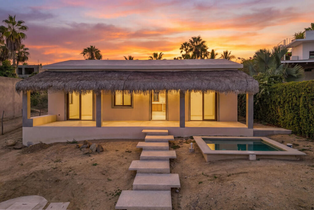 Los Cabos Sierra Dorada Discover this Beautifully remodeled home located in the exclusive Sierra Dorada gated community, offering 24 hour security for confort and peace of mind.The Home features:- 3 spacious bedrooms-2.5 bathrooms-tv room ideal for family room or home office-functional kitchen with pantry-Open Spaces with excellent natural light-large terrace perfect for enjoying the weatherthe Property offer enough space to build a private swimming pool.cisterna; 12,000litrosAn excellent opportunity to live or invest in one of the most desirable and growing areas. – SN Calle Huachinango, Pacific, BS